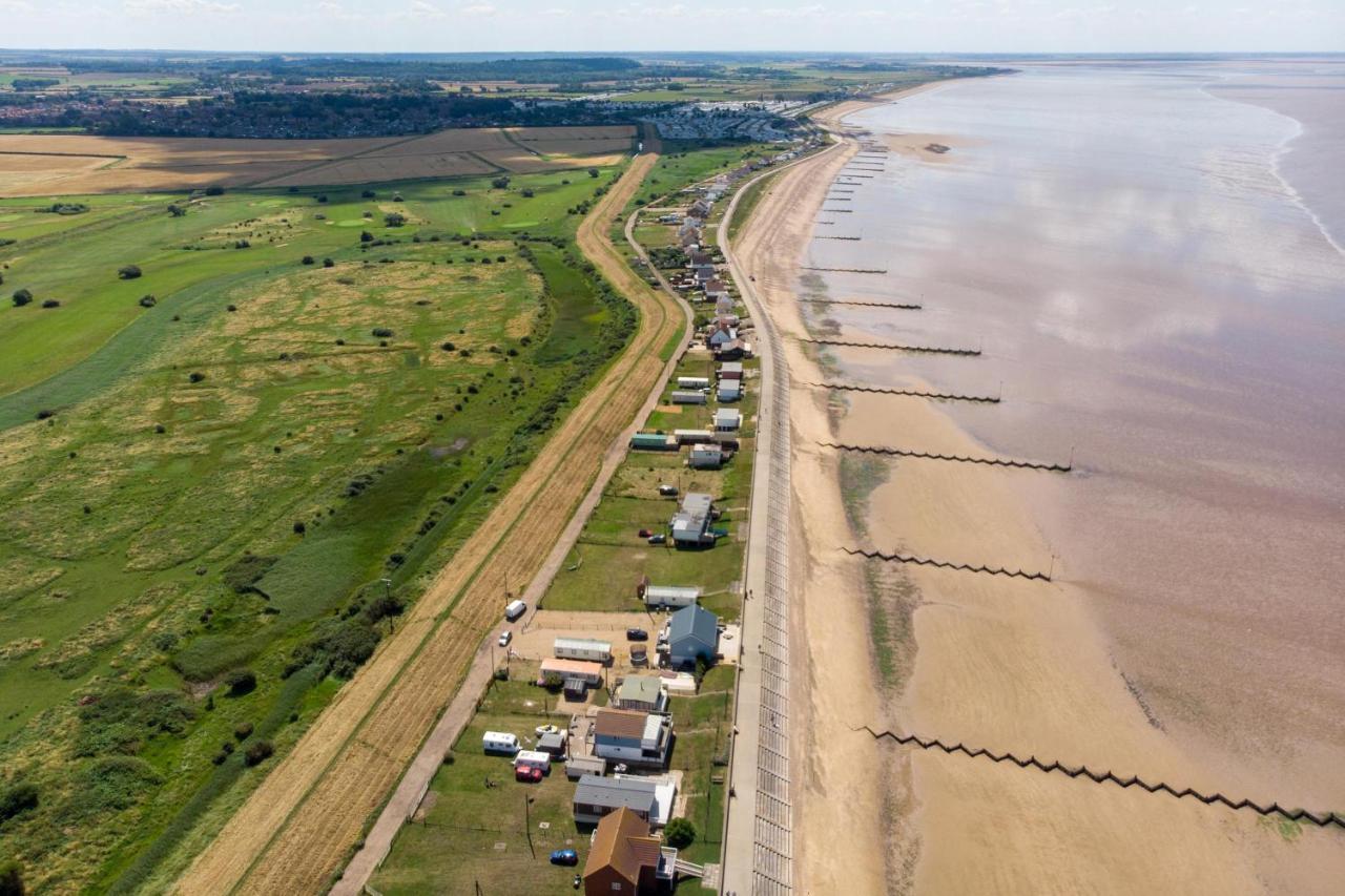 8 Berth Caravan For Hire At Manor Park Near To A Great Beach Ref 23041C Hunstanton Εξωτερικό φωτογραφία